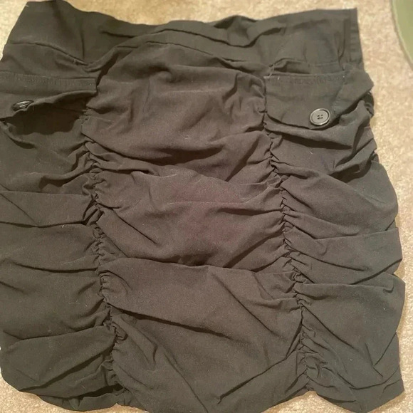 BLACK VALIA HIGH WAIST SHIRRED MINI SKIRT WITH FRONT FACING POCKETS 1x - Picture 15 of 15